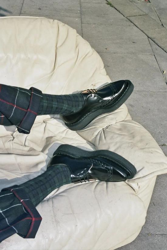 如何让一个男人在几分钟内爱上尖头皮鞋? 如何让一个男人在几分钟内爱上尖头皮鞋?