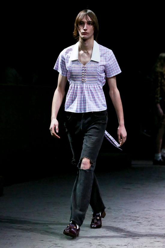 GUCCI 2020 秋冬男装秀场 | Via Elizabeth Pantaleo for NOWFASHION