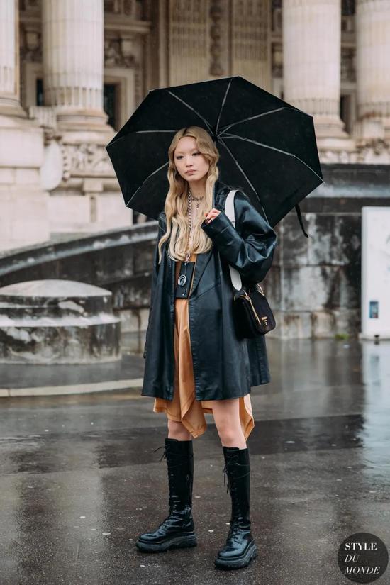 风衣的形容词_形容词思维导图(3)