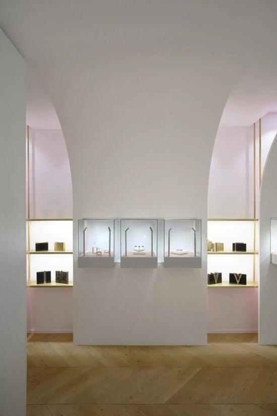 Java Architecture and Atelier Brunoir