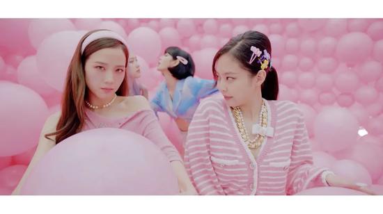 我听的不是歌 而是拥有BLACKPINK的最新妆容指南