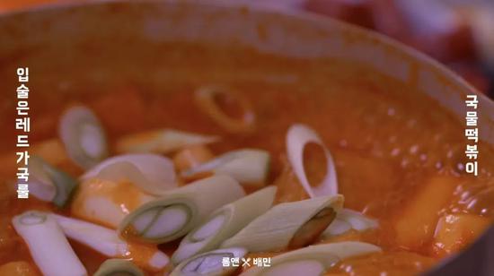 猜猜我的嘴唇吃了什么“食物”的口红?-幽兰花香 猜猜我的嘴唇吃了什么“食物”的口红?-幽兰花香