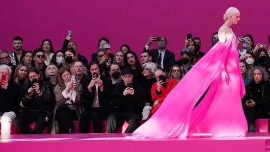 Valentino 2022 秋冬系列