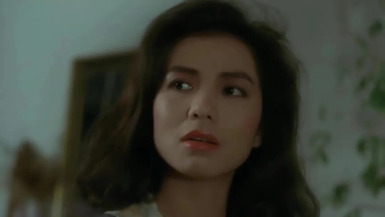 最近互联网上的美女标杆 是年轻时候的蔡琴