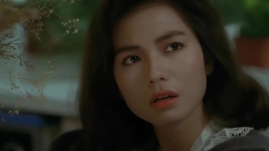 最近互联网上的美女标杆 是年轻时候的蔡琴