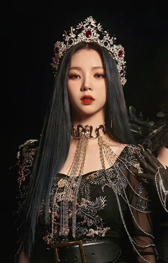 双眼皮大眼睛已经过时了 现在的美女标准是这样!-幽兰花香 双眼皮大眼睛已经过时了 现在的美女标准是这样!-幽兰花香