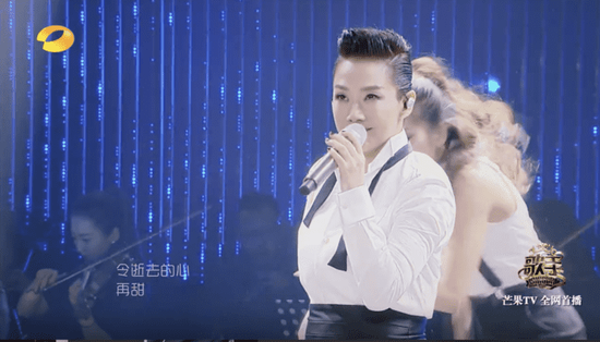 领带的一百种系法 霸气乖巧任你选插图(2) 领带的一百种系法 霸气乖巧任你选