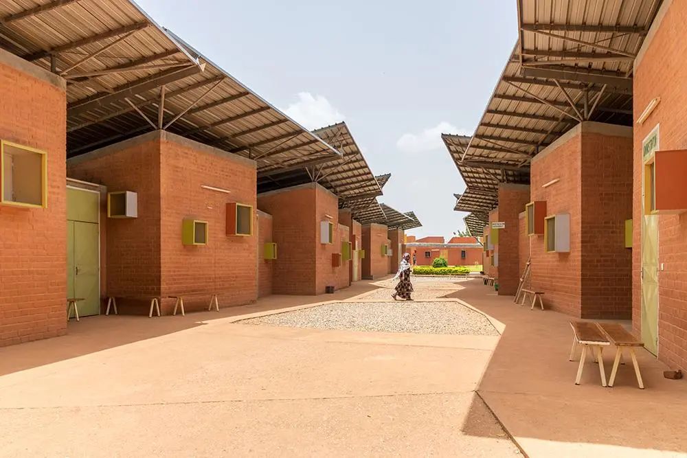 “建筑界的诺贝尔奖”普利兹克奖颁给了非洲建筑师