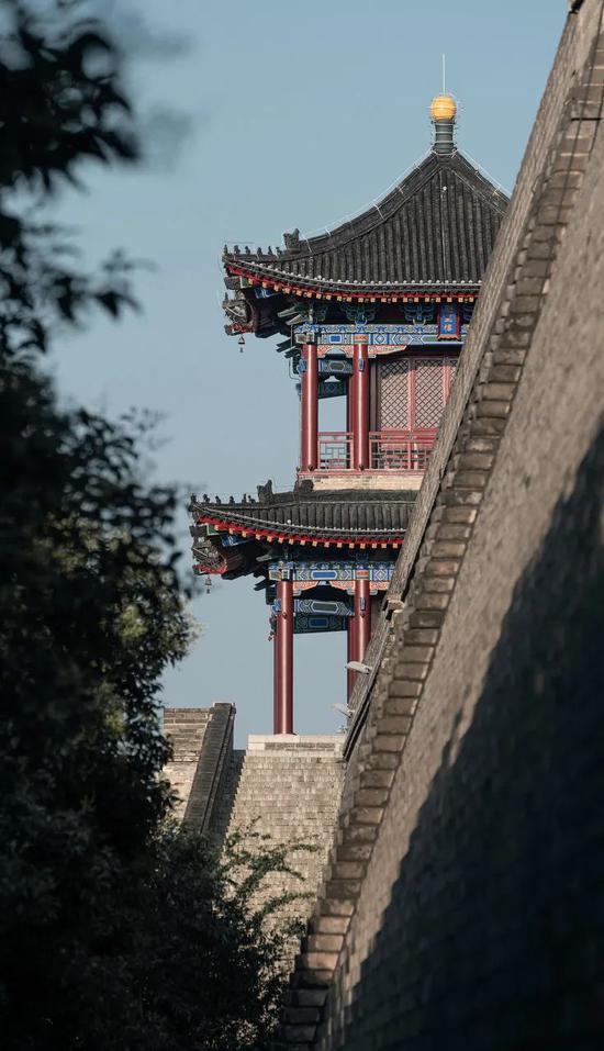 中午吃泡馍晚上吃火锅?中国这辆美食高铁火了 中午吃泡馍晚上吃火锅?中国这辆美食高铁火了
