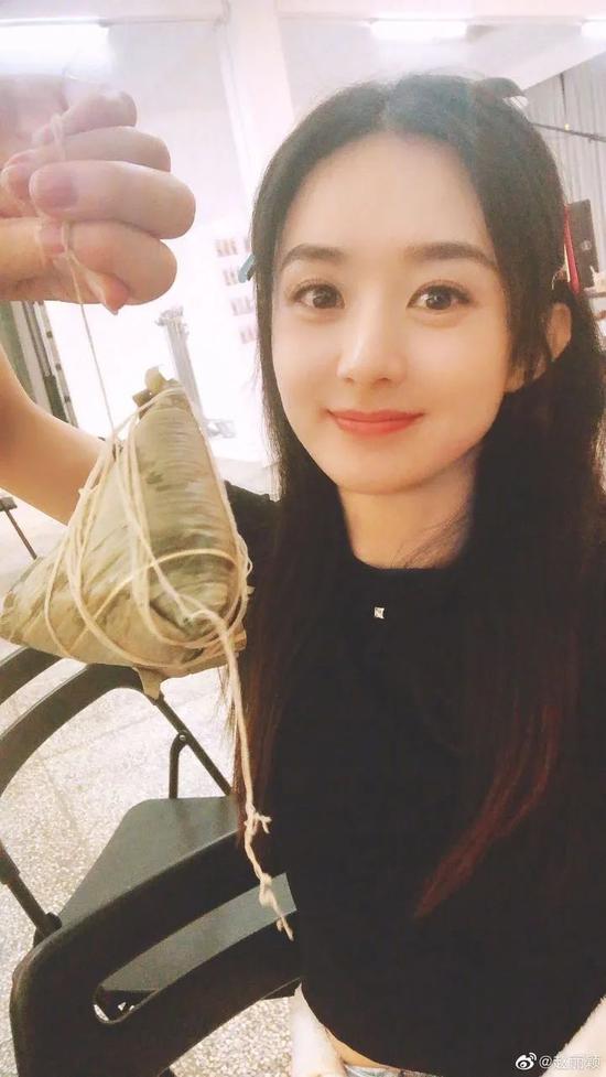 今年高考的子枫妹妹 穿搭不贵还很有一套插图(39) 今年高考的子枫妹妹 穿搭不贵还很有一套