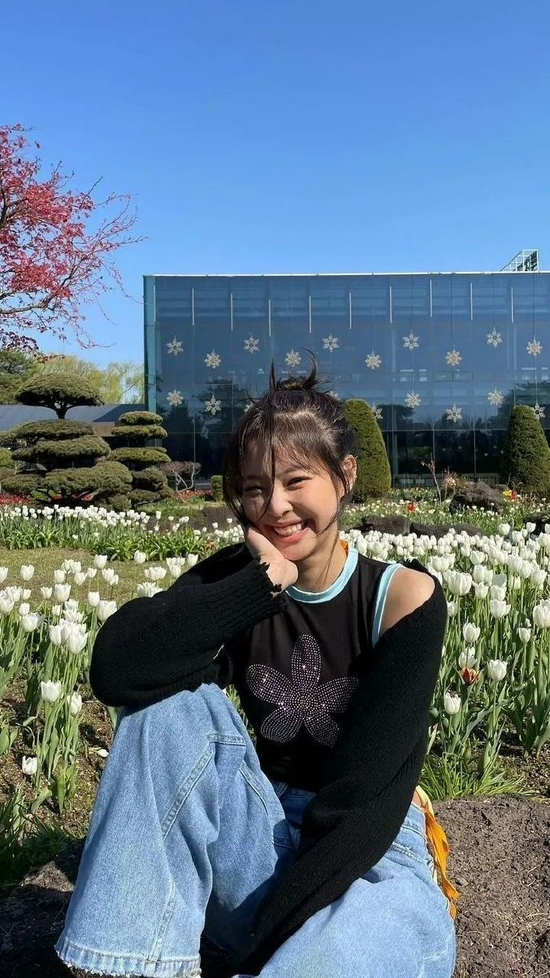 ROSE、杨幂带着针织衫搭配攻略向你走来!-幽兰花香 ROSE、杨幂带着针织衫搭配攻略向你走来!-幽兰花香