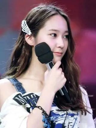 cr:明星