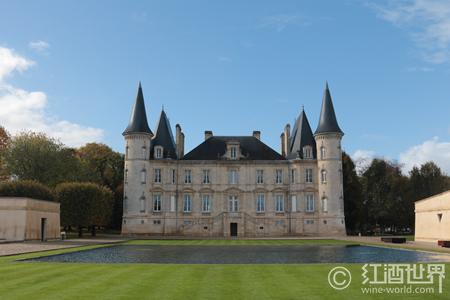 碧尚男爵酒庄（Chateau Pichon-Longueville Baron）的建筑