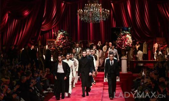 令人意外的是，Dolce & Gabbana的大秀似乎没有受到太多“辱华事件”的影响