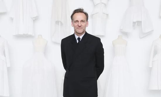 Givenchy 总裁兼首席执行官 Renaud de Lesquen 　　图片来源：网络