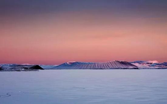 惠尔火山(Hverfjall volcano),冰岛