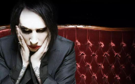 Marilyn Manson-美国工业金属“玛丽莲·曼森”乐队主唱
