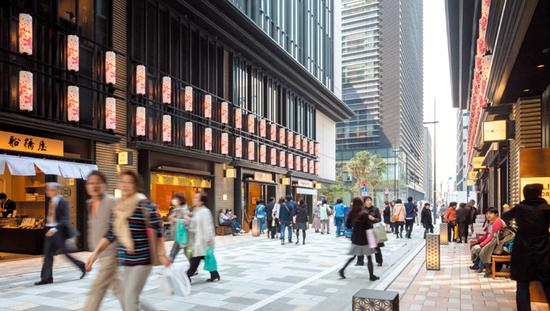 COREDO 室町的外墙从传统建筑汲取灵感,新旧并存