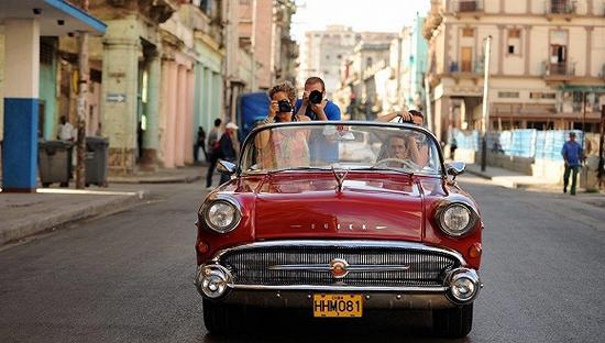 2017旅游业被政治风向吹着走 有25个时刻值得