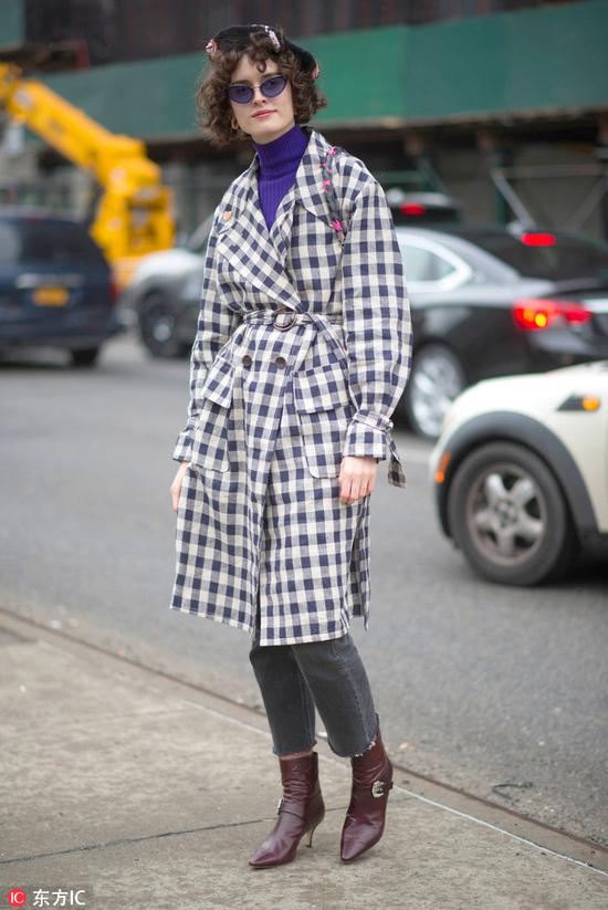 小白鞋上面得有个魔术贴才叫fashion