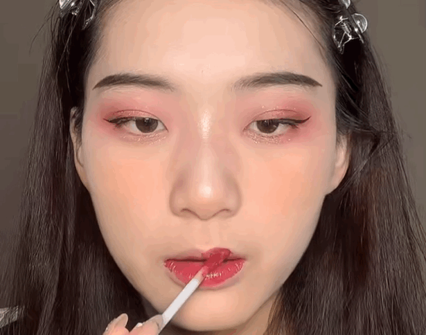 同样是化妆好几年 为什么你的妆容变化不大?-幽兰花香 同样是化妆好几年 为什么你的妆容变化不大?-幽兰花香