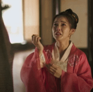 要说《知否》中承包了最多的笑点的,除了耿直的大娘子以外,如兰肯定