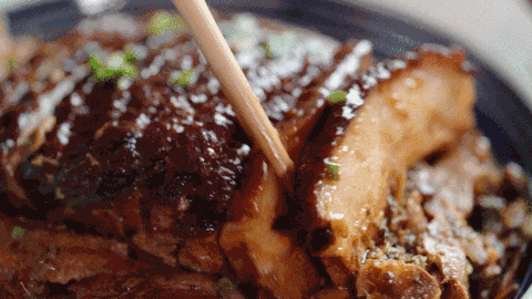 梅干菜焖肉 图源:绍兴文旅资讯
