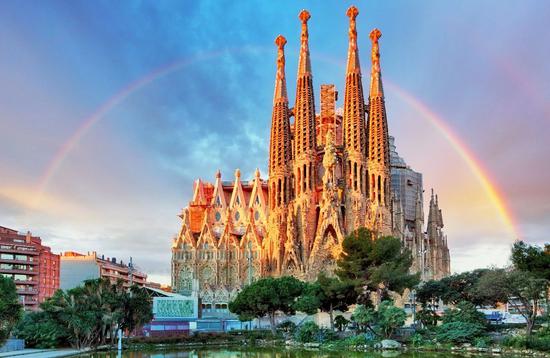 ©TTstudio/Shutterstock