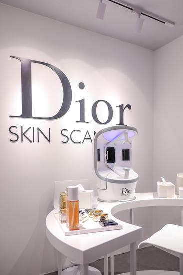 9。 Dior迪奥全像肌肤扫描仪
