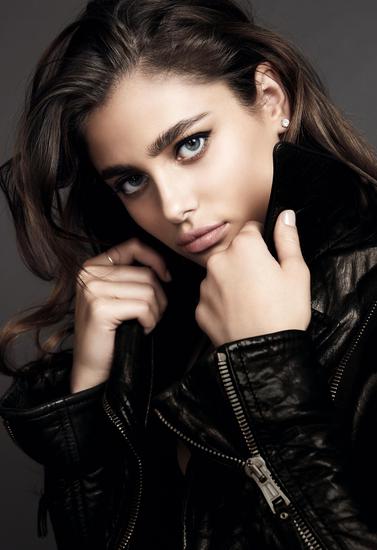 　　LANCOME兰蔻全球代言人泰勒·希尔（Taylor Hill）