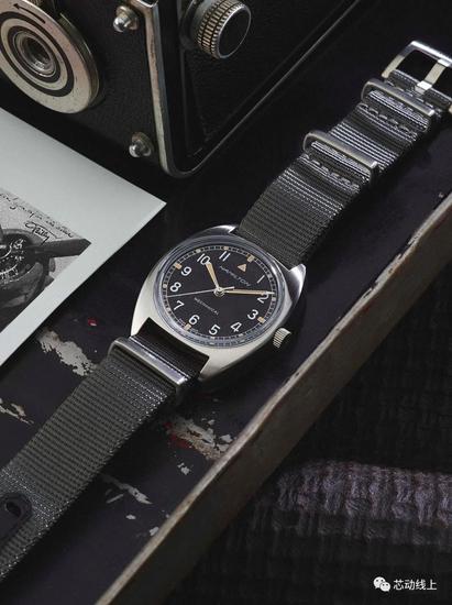 酒桶形腕表的醉人曲线 征服了无数男人的心