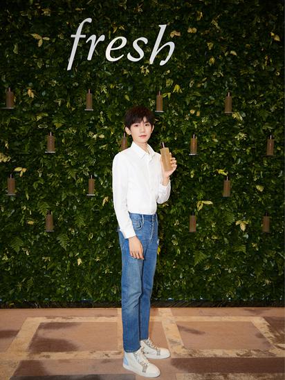 “源气满满”发布会现场-Fresh馥蕾诗品牌形象代言人王源