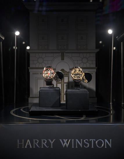 （从左至右）海瑞温斯顿史诗陀飞轮Histoire de Tourbillon 8号、9号腕表