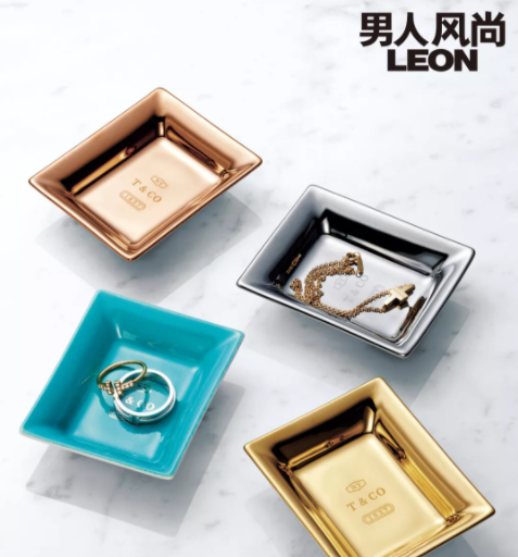 陶质容器(4件套)约1900元/ Tiffany(Tiffany & Co. Japan Inc)