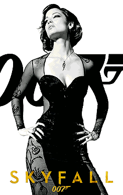 时尚 ></p></a> 正文     虽然金发红唇的造型很多时候也和