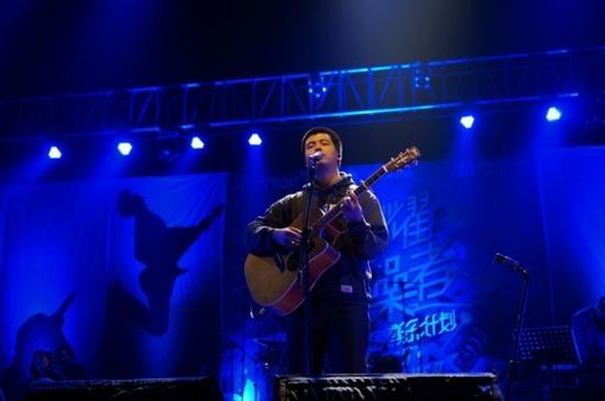 校园音乐比赛图片 5FhW-fxmazmy2166914.jpg