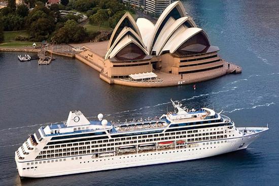 大洋邮轮公司“英锡亚号”（Oceania Cruises, Insignia）