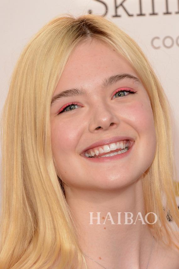 艾丽·范宁 (Elle Fanning)