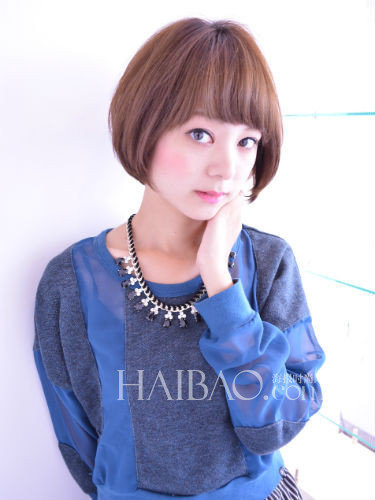 才是最火发型 导读:眼下虽说是被认为不该剪头