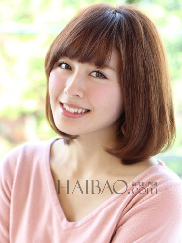 才是最火发型 导读:眼下虽说是被认为不该剪头