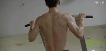 宋仲基健身