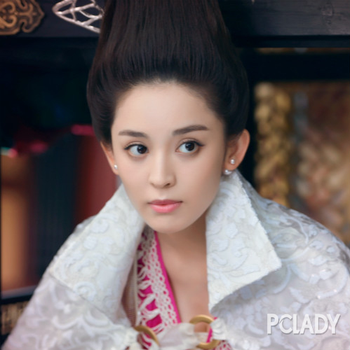 郑爽娜扎争夺金鹰女神 迪丽热巴杨紫还有戏吗