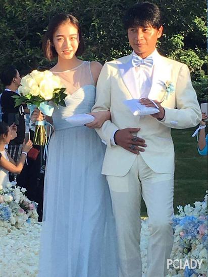 刘诗诗吴奇隆大婚 听说若曦婚纱300万|婚纱|新