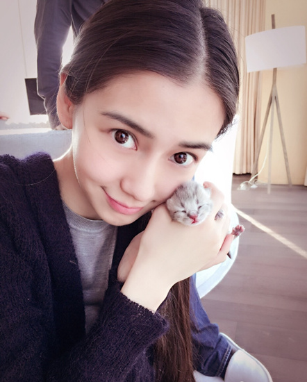 2.Angelababy