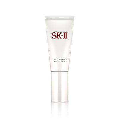 下飞机之前可以用SK-II 环采臻皙炫亮霜