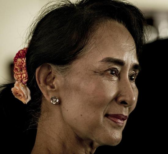 time-100-2016-aung-san-suu-kyi-new