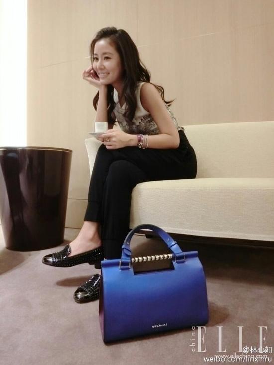 Serpenti Scaglie手袋(售价约¥19,000)