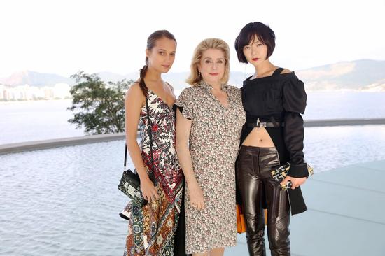 Alicia Vikander, Catherine Deneuve, Doona Bae