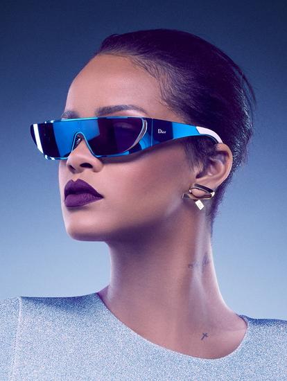 网红Rihanna给Dior设计了奢华眼镜系列
