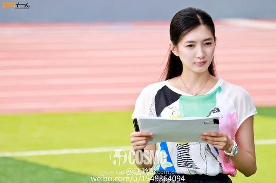 《旋风十一人》里的朵朵▼